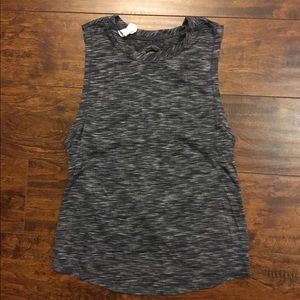 Workout tank top